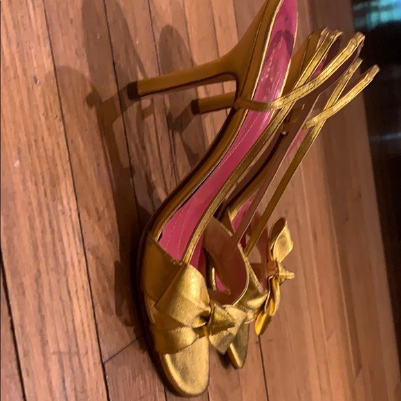 Shoes - Picture 2 of 2